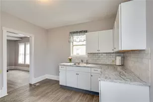 1103 Greenfield Ave SW, Canton, OH 44706 - Photo 13