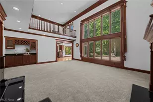298 Village Dr, Grandview Heights, OH 44147 - Photo 7