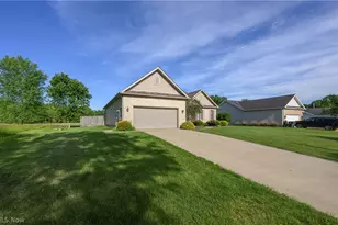 1436 Glenbrook Ave, Louisville, OH 44641 - Photo 5