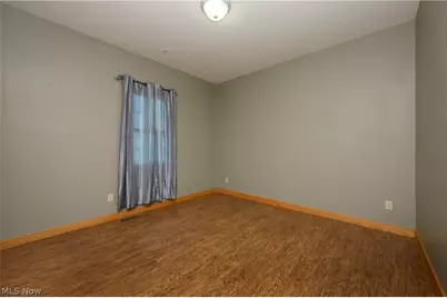1436 Glenbrook Avenue, Louisville, OH 44641 - Photo 19