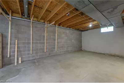 1436 Glenbrook Avenue, Louisville, OH 44641 - Photo 29
