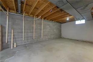 1436 Glenbrook Ave, Louisville, OH 44641 - Photo 29
