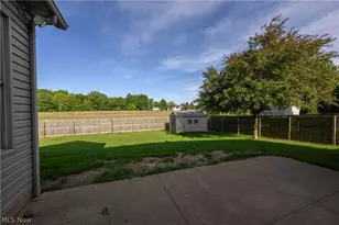 1436 Glenbrook Ave, Louisville, OH 44641 - Photo 9