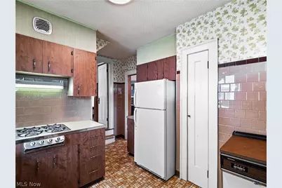 2077 Wyandotte Avenue, Oakwood, OH 44107 - Photo 15