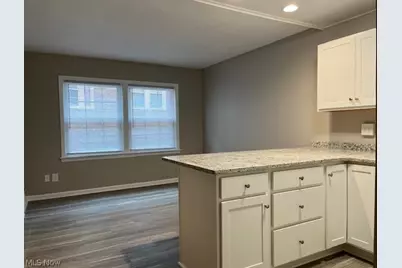 13200 Fairhill Road, Huber Heights, OH 44120 - Photo 9