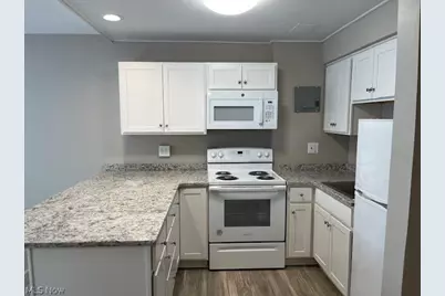 13200 Fairhill Road, Huber Heights, OH 44120 - Photo 7