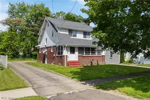 890 Winton Ave, Akron, OH 44320 - Photo 1
