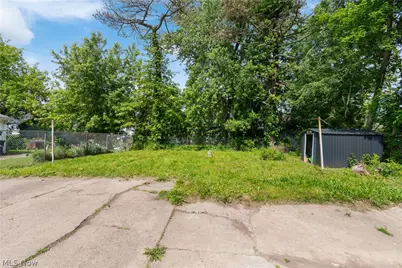 890 Winton Avenue, Akron, OH 44320 - Photo 31