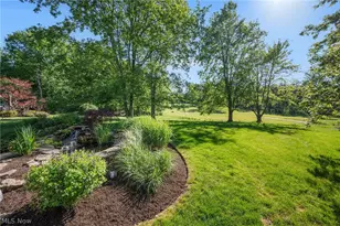 8662 Tanglewood Trail, Chagrin Falls, OH 44023 - Photo 31