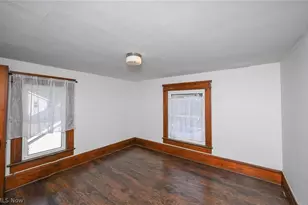 940 W Hopocan Ave, Barberton, OH 44203 - Photo 15