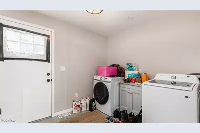 1435 Luby Lane, Zanesville, OH 43701 - Photo 7