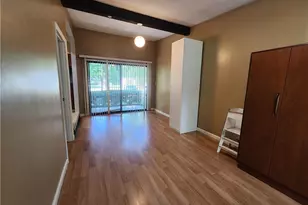 721 Frank Blvd, Akron, OH 44320 - Photo 7