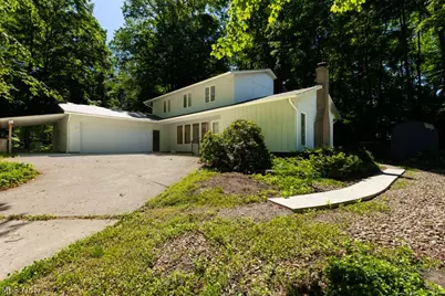 7360 Ledgewood Drive, Kirtland, OH 44094 - Photo 35