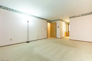 7360 Ledgewood Dr, Kirtland, OH 44094 - Photo 21