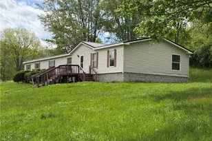 3211 Bay Rd SE, Carrollton, OH 44615 - Photo 3