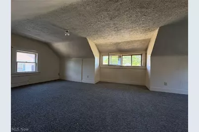 565 Brown Street, Akron, OH 44311 - Photo 15