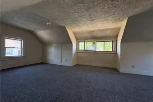 565 Brown St, Akron, OH 44311 - Photo 15