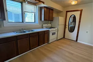 565 Brown St, Akron, OH 44311 - Photo 3