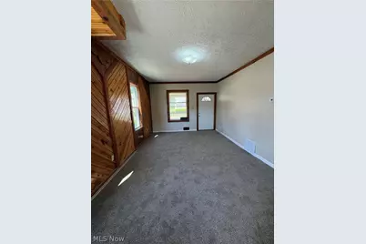 565 Brown Street, Akron, OH 44311 - Photo 9