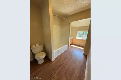565 Brown Street, Akron, OH 44311 - Photo 11