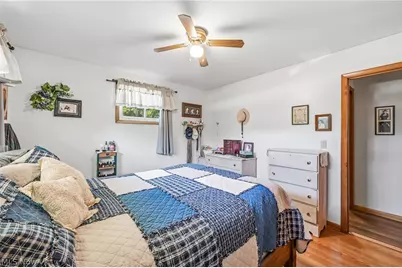 6127 Columbus Road NE, Louisville, OH 44641 - Photo 19