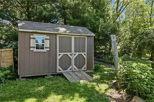 6127 Columbus Rd NE, Louisville, OH 44641 - Photo 39
