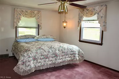 339 Country Club Boulevard, Weirton, WV 26062 - Photo 11