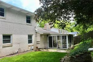 339 Country Club Blvd, Weirton, WV 26062 - Photo 31