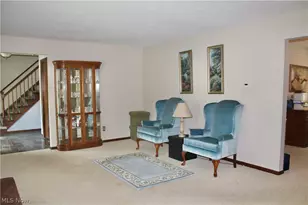 339 Country Club Blvd, Weirton, WV 26062 - Photo 3