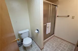 1547 Lisbon St, East Liverpool, OH 43920 - Photo 9
