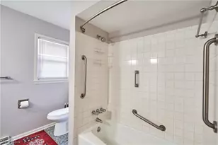 636 Franklin Ave, Cuyahoga Falls, OH 44221 - Photo 17
