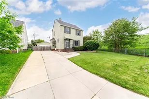 3136 W 138th St, Loveland, OH 44111 - Photo 3