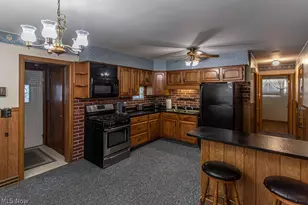 3154 Northwest Blvd NW, Warren, OH 44485 - Photo 9