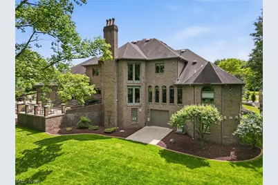 1337 Meadowood Circle, Poland, OH 44514 - Photo 3