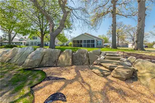 3842 Edgewater Dr, Vermilion, OH 44089 - Photo 49