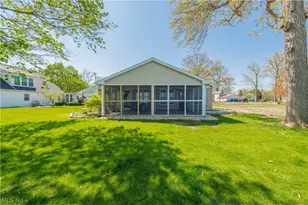 3842 Edgewater Dr, Vermilion, OH 44089 - Photo 41