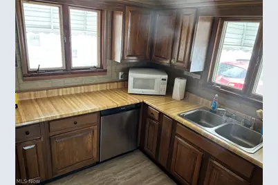 732 Tallmadge Road, Cuyahoga Falls, OH 44221 - Photo 25