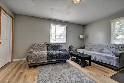 110 8th Street SW, New Philadelphia, OH 44663 - Photo 13