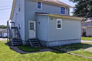 110 8th St SW, New Philadelphia, OH 44663 - Photo 3