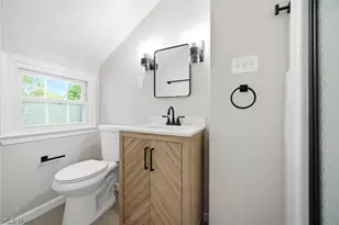 2673 Belvoir Blvd, Huber Heights, OH 44122 - Photo 13