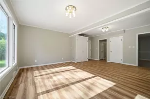 2673 Belvoir Blvd, Huber Heights, OH 44122 - Photo 11