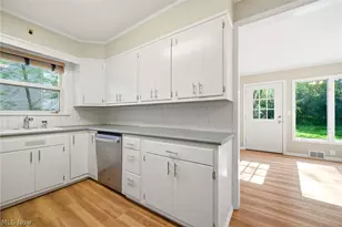 2673 Belvoir Blvd, Huber Heights, OH 44122 - Photo 9