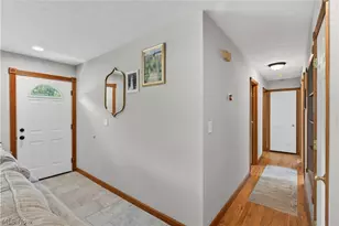 35577 Freed Dr, Eastlake, OH 44095 - Photo 17