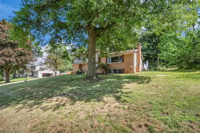 8560 Glennridge Avenue NW, Clinton, OH 44216 - Photo 3