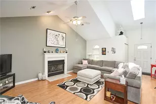 251 Westberry Cir, Tallmadge, OH 44278 - Photo 5