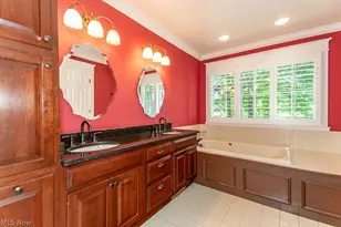 7290 Hunters Trail, Concord Twp, OH 44077 - Photo 17