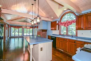 7290 Hunters Trail, Concord Twp, OH 44077 - Photo 9