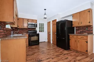 7840 Sumner Rd, Thompson, OH 44086 - Photo 9