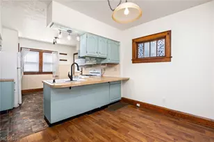 342 Washington Ave, Barberton, OH 44203 - Photo 9