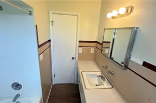17115 Harvard Ave, Loveland, OH 44128 - Photo 9